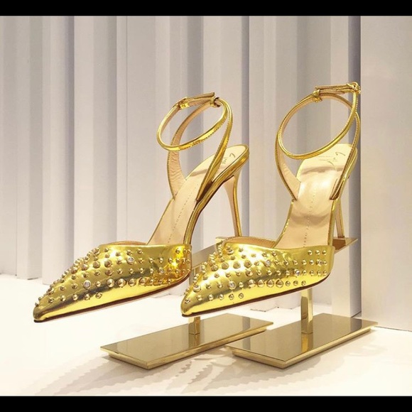 ALMOST GONE New giuseppe zanotti studded gold heel - Picture 2 of 8